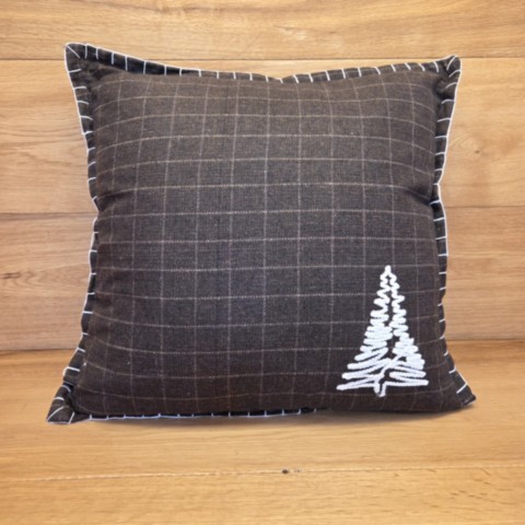 Coussin un sapin 45x45cm