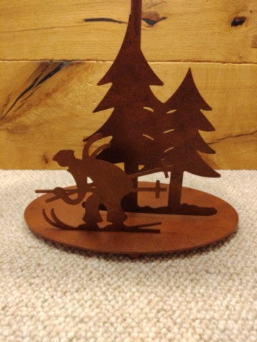 Lampe skieur et sapin