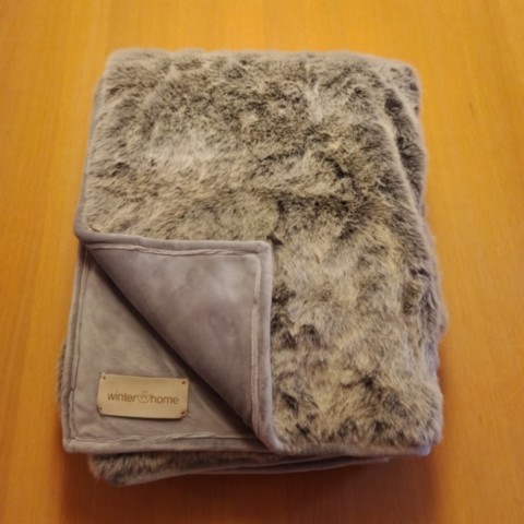 Plaid Silver Wolf Winter Home