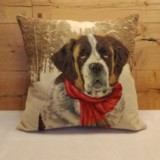 Coussin Saint-Bernard avec écharpe rouge